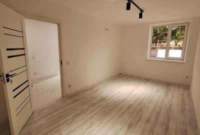 Ofer spre vanzare garsoniera in zona Timpuri noi - 3