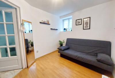 Garsonieră decomandată în Central - 2