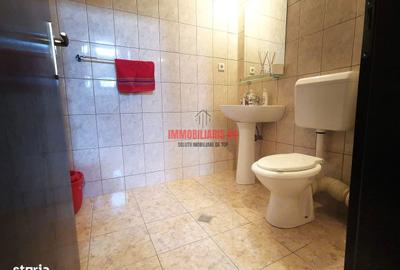 Casă cu 5 camere cu Teren 350 Mp în Titan - 18
