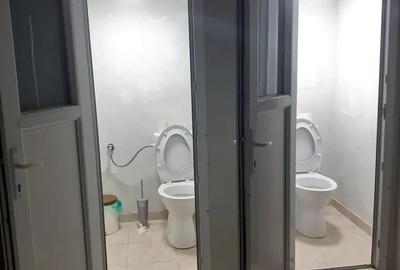 Spațiu comercial, de 240 mp, în Central - 3
