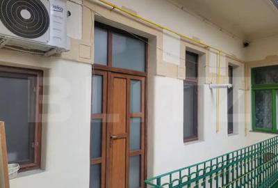 Apartament cu 3 camere semidecomandat în Central - 10