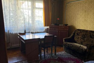 Apartament cu 3 camere decomandat în Exterior Vest - 1