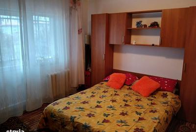 Apartament cu 3 camere decomandat în Grigorescu