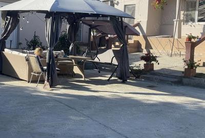 Casă cu 6 camere cu Teren 6500 Mp în Nicorești - 1