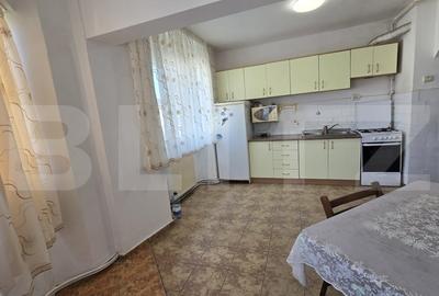 Apartament de vanzare, cu 3 camere, 95 mp, zona Micro 16 - 8