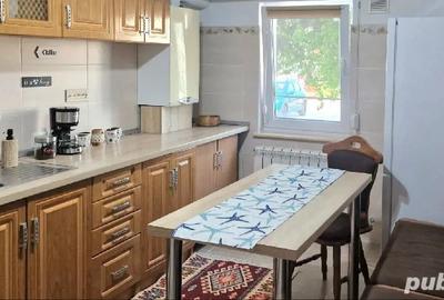 Vand apartament 2 camere, la parter pe strada Oituz Vand apartament 2 camere, la parter pe strada Oituz - 1