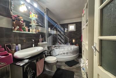 Casă individuală cu 6 camere cu Teren 398 Mp în Girocului - 12