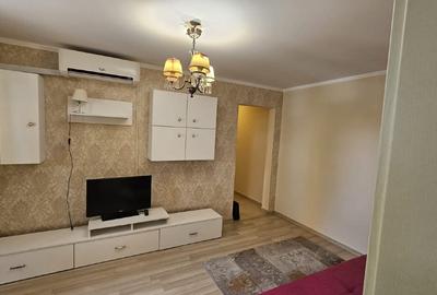 Apartament cu 2 camere semidecomandat în Spitalul Județean