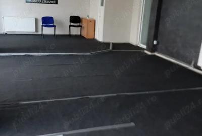 Inchiriez spa?iu comercial parter bloc