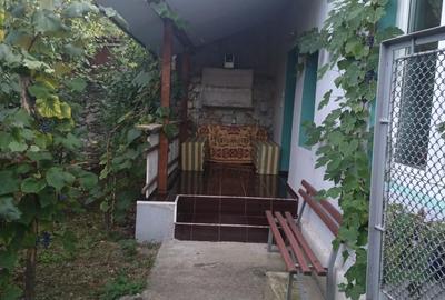 Casă cu 3 camere în Central - 4