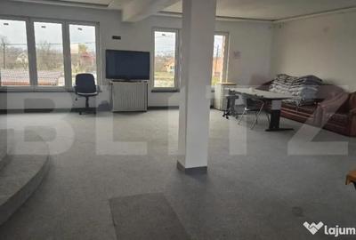 Apartament cu 4 camere decomandat în Careiului - 6