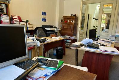 Apartament  2 camere  Zona Centru  ! - 3