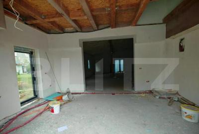 Spațiu comercial, de 620 mp, în Steaua - 1