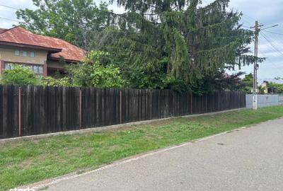 Casă cu 3 camere cu Teren 2775 Mp în Cornățelu - 1