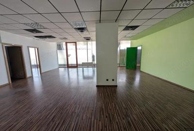 Spatiu 30AVENUE, asigurari, consultanta , servicii - 12