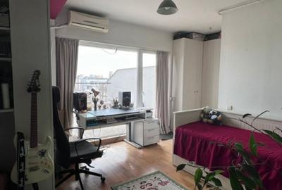 Apartament cu 4 camere decomandat în Unirii - 9
