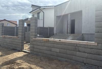 Casă cu 4 camere în Paleu - 2