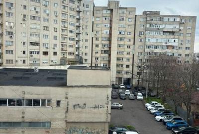 Apartament cu 2 camere decomandat în Republicii - 2