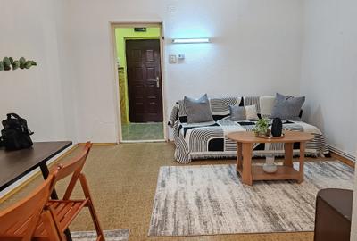 Garoniera libera la vazare zona Grivitei - 6