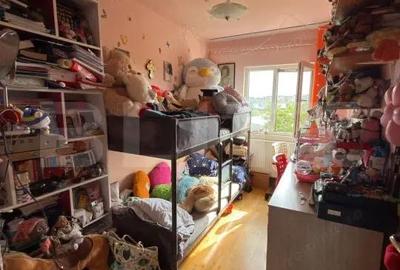 Apartament cu 3 camere decomandat în Sud - 3