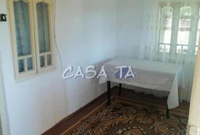 Casă cu 3 camere cu Teren 8567 Mp în Bumbești-Pițic - 4