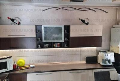 Apartament 4 camere, 2 bai - zona Tractorul - 7