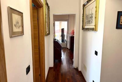 Apartament cu 4 camere de vanzare,Strada Crangului Nr. 11, zona Balta - 5