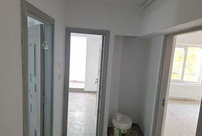 Vanzare garsoniera decomandata, Soseaua Mihai Bravu, metrou, ideal investitie - 3