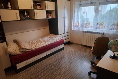 Apartament cu 3 camere decomandat în Micro 17 - 6