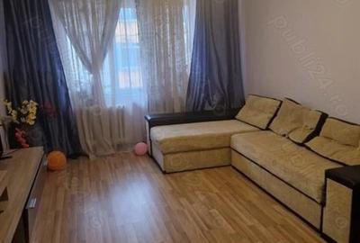 Apartament cu 3 camere decomandat în Dristor - 2