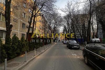 Apartament cu 3 camere decomandat, mobilat în Alexandru Obregia - 19