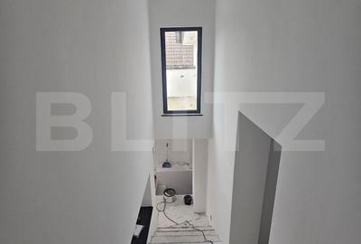 Casă cu 4 camere în Podari - 8