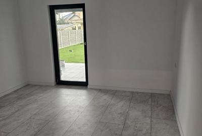 Duplex cu 2 camere cu Canalizare în Moșnița Nouă - 2