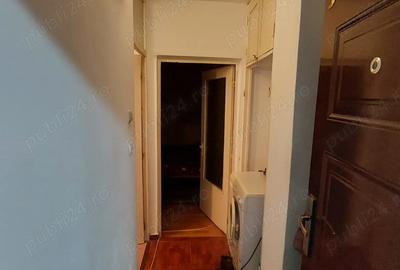 Inchiriez garsoniera - 1