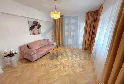 Apartament cu 3 camere decomandat în Ultracentral