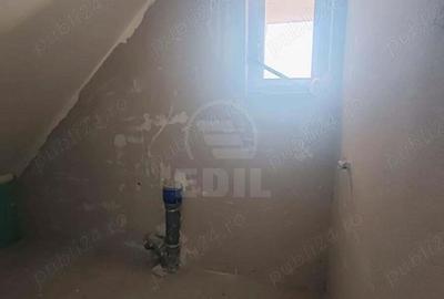 Apartament cu 3 camere semidecomandat în Florești - 7