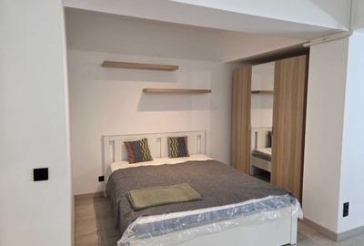 Dristor studio bloc nou - 3