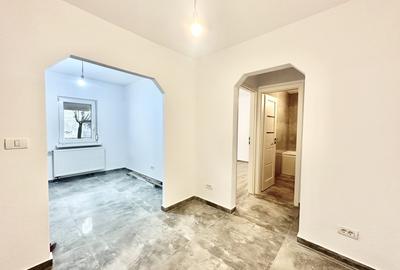 Apartament cu 2 camere decomandat în Soarelui