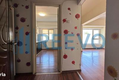 Apartament cu 2 camere semidecomandat în Podei - 3