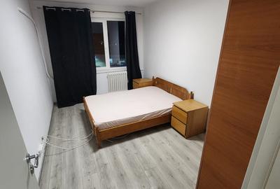 Apartament cu 2 camere decomandat, mobilat în Berceni
