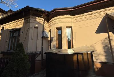 REV0008165 Casa de inchiriat Parcul Carol - 1