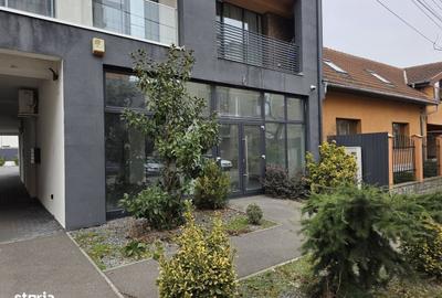 Spațiu comercial, de 106 mp, în Nufărul - 17