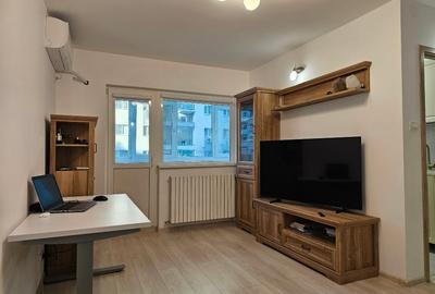 Vând garsonieră bulevardul Basarabia - 3