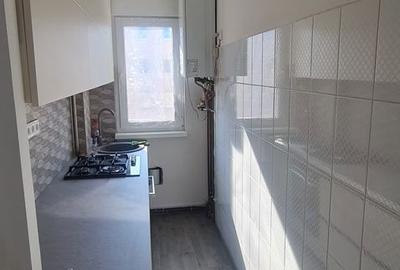 Apartament cu 2 camere semidecomandat, mobilat în Florilor - 5