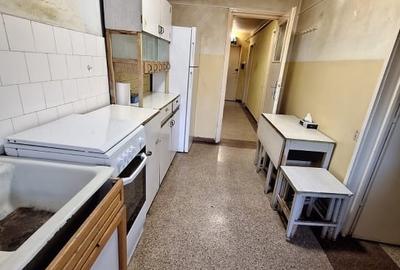 3 camere, str Domnească - 1