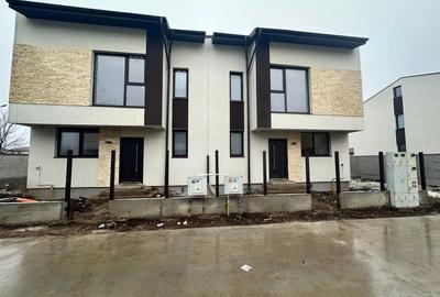 Duplex cu 4 camere cu Teren 245 Mp în Central - 1