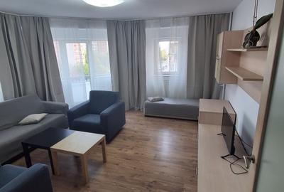 Apartament cu 2 camere decomandat, mobilat în P-ța Unirii