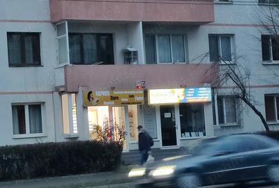 De inchiriat spatiu comercial 25 mp Brasov Centrul Civic zona intersectia Onix - 6