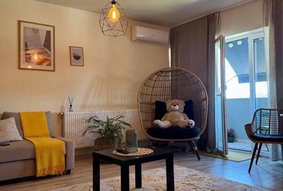 Apartament cu 3 camere decomandat în Tancodrom - 1