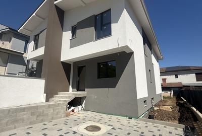 Duplex cu 4 camere cu Canalizare în Florești - 2